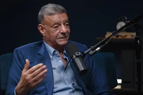 رئيس الأهلي السابق: خسرت الدوري لصالح الزمالك "بالتحكيم وتعنت اتحاد الكرة"